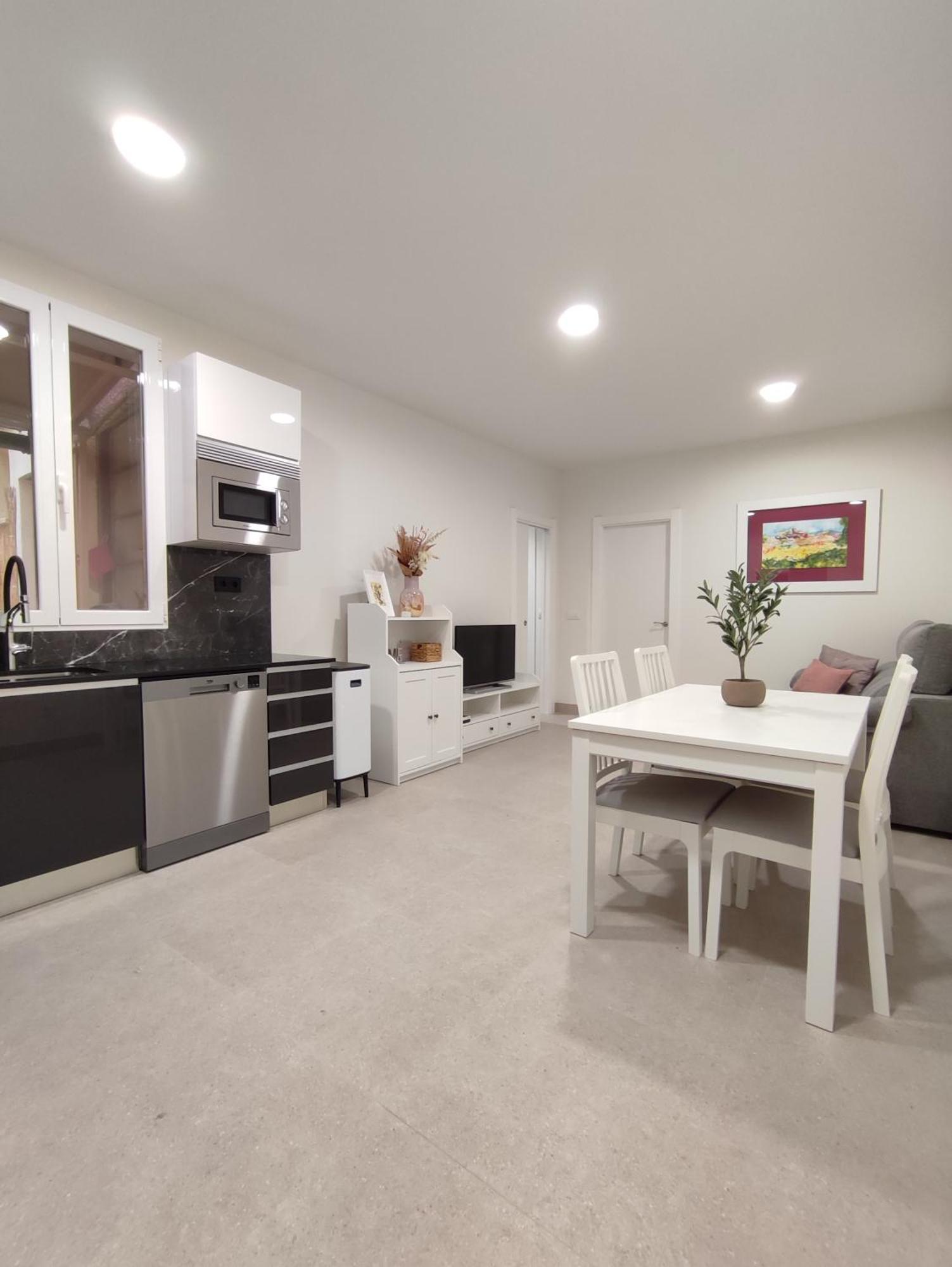 Mon Art Appartement Logroño Buitenkant foto
